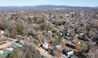 54 Harnett St, Asheville, NC 28806