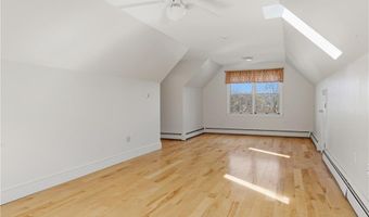 46 Timberland Dr, Lincoln, RI 02865