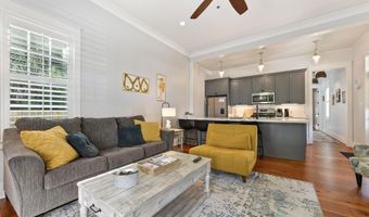 307 Saint George St, Bay St. Louis, MS 39520