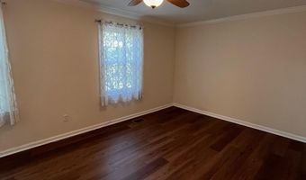 5633 INDEPENDENCE Cir, Alexandria, VA 22312