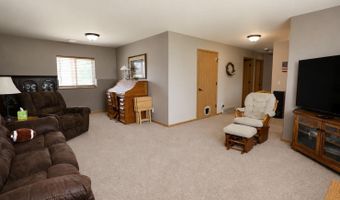1016 SW 16th Ave, Aberdeen, SD 57401
