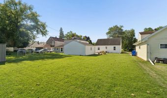 1352 W COMMERCIAL St, Appleton, WI 54914