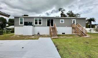 55744 HOLIDAY Cir, Astor, FL 32102