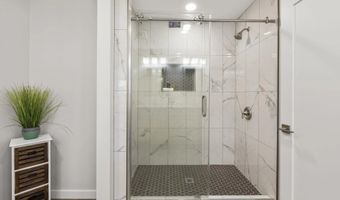 7102 San Bartolo St 11, Carlsbad, CA 92011