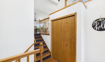 816 E Pine St, Brandon, SD 57005