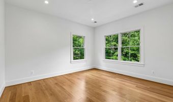 7926 BOLLING Dr, Alexandria, VA 22308
