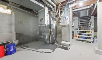 1077 W State St, Alliance, OH 44601