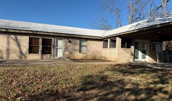 205 S Parkway Dr, Alvarado, TX 76009