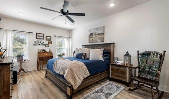 2 Islay Ln, Bella Vista, AR 72715