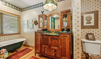 309 Granite St, Ashland, OR 97520