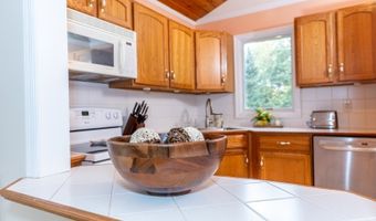 2 Grand St, Alloway, NJ 07422
