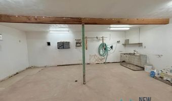 5404 Sioux Rd, Carlsbad, NM 88220