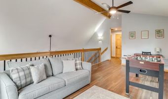 771 S Old Stage Rd, Albrightsville, PA 18210