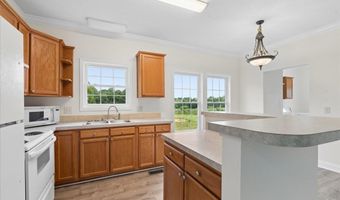 1080 Hudson Dr, Alton, VA 24520