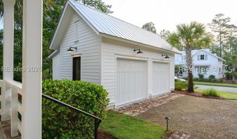 80 Hunting Lodge Rd, Bluffton, SC 29910