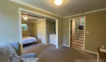 430 Laurel Ridge Rd, Banner Elk, NC 28604
