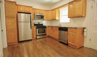 6 Cottage Pl, Allendale, NJ 07401