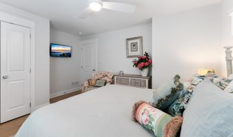 253 35th St, Avalon, NJ 08202