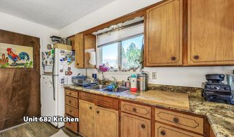 682 Chestnut St, Ashland, OR 97520