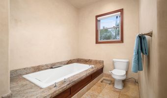 230 E Panana Pl, Kihei, HI 96753