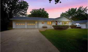 3945 8th Ave NW, Anoka, MN 55303