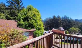 19921 WHALESHEAD Rd M2, Brookings, OR 97415