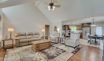 116 N Howard St, Bardstown, KY 40004
