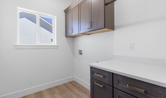 207 W First St W, Carey, ID 83320