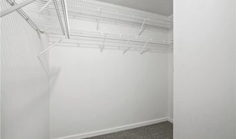 1027 Regency Dr, Acworth, GA 30102