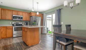 7049 Reston Heights Dr, Madison, WI 53718