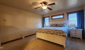 518 Medora Ave, Bismarck, ND 58503