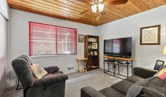 4 Alan Rd, Danbury, CT 06810