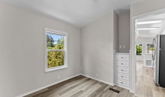 16329 Grootendorst Ln 8, Brookings, OR 97415