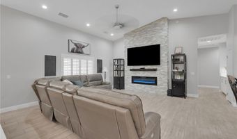 18950 Pachappa Rd, Apple Valley, CA 92307