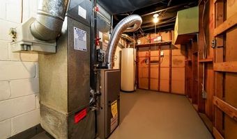 8076 Winona Ave, Allen Park, MI 48101