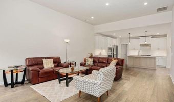 4087 Daubert Dr, Allentown, PA 18104