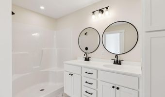 1542 Foxes Ridge Rd, Acton, ME 04001