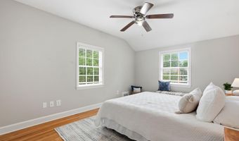6524 27TH St N, Arlington, VA 22213