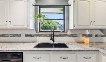 7921 NW 40th St, Bethany, OK 73008