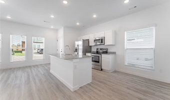 721 Discovery Ave, Bentonville, AR 72712