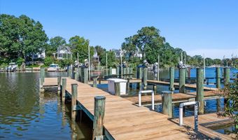 145 Spa Dr, Annapolis, MD 21403