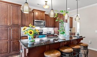 108 Sprucewood Ct, Advance, NC 27006