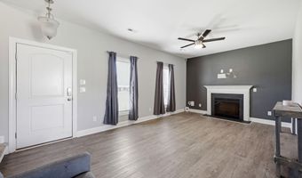 4400 Bristlecone Dr, Ayden, NC 28513