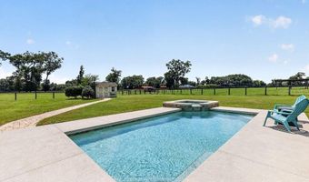 2556 NE 120TH St, Anthony, FL 32617