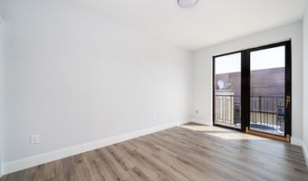 502 BROADWAY, Bayonne, NJ 07002