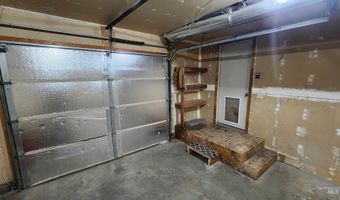 609 Parnell Dr, Buhl, ID 83316