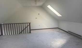 3 Orchard Hills Pkwy, Bangor, ME 04401