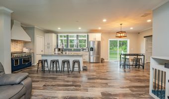 4 Gibson Ln, Cape May Court House, NJ 08210