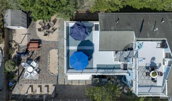 17 E 14TH St, Barnegat Light, NJ 08006