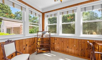 145 Bay Ave, Apalachicola, FL 32320